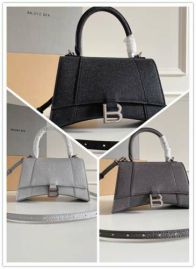 Picture of Balenciaga Lady Handbags _SKUfw111998856fw